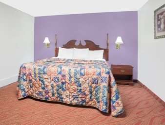 Travelodge Inn & Suites Latham Rom bilde